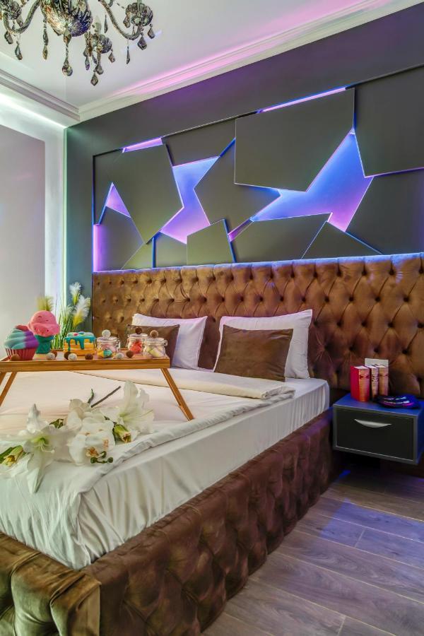 North Twin Apartment Bukares Bagian luar foto